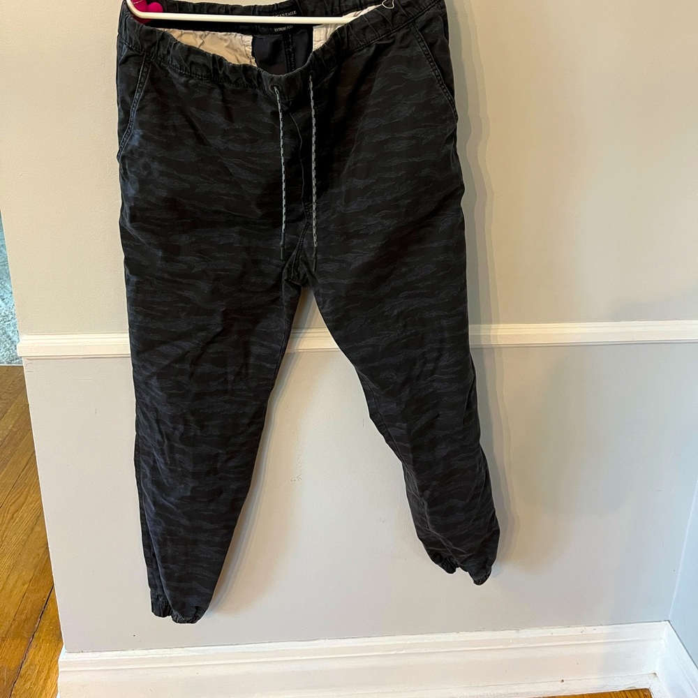 American eagle camo joggers